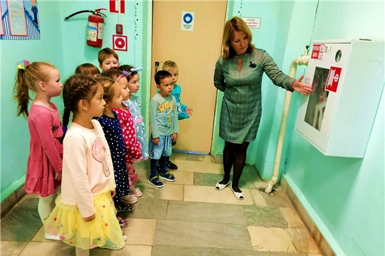 ДОшкольники изучают пожарную безопасность
