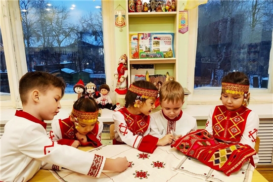 День чувашской вышивки