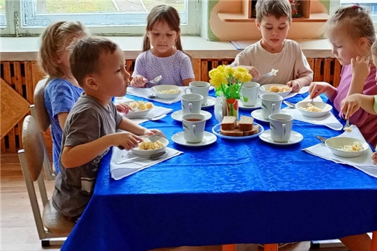 Салат из капусты и яблок