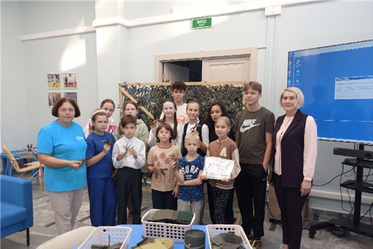 Воспитанники нашей школы внесли вклад по плетению маскировочных сетей