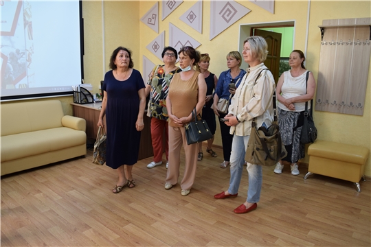 Коллеги из Российской национальной библиотеке посетили Мариинско-Посадскую центральную районную библиотеку.