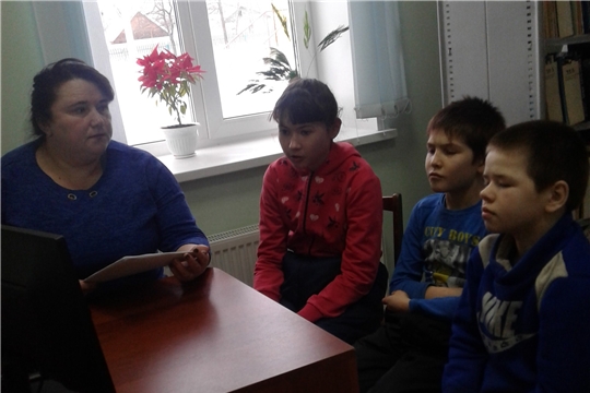 Познавательный час «О Рождестве и рождественских традициях» прошел в Ссельской библиотеке