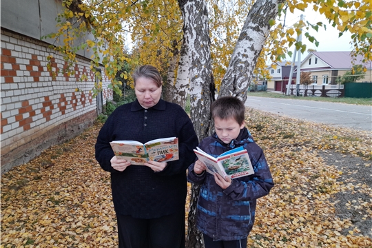 Громкие чтения «По страницам любимых книг о природе» провела библиотекарь Сутчевской сельской библиотеки