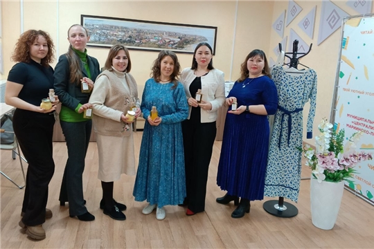 Платья обереги, натуральные масла и на только на занятиях женского клуба в центральной библиотеке