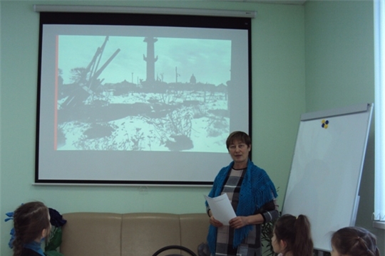 Час памяти «Навечно в памяти народной непокоренный Ленинград» в Ярославской библиотеке