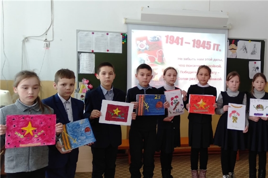 Мероприятия по патриотическому воспитанию "Есть такая профессия - Родину защищать" в Сятракасинской сельской библиотеке