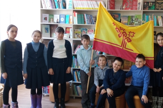 Урок-портрет "Элли Юрьев - негасимый огонь творчества" в Ильинской сельской библиотеке