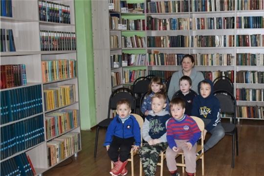 В рамках Всероссийского проекта «Культура РФ детям» в Адабайской сельской библиотеке состоялся показ мультипликационного фильма "Ёжик в тумане"