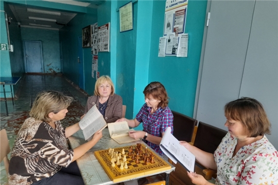 Познавательно-игровой час «В мире шахмат» 