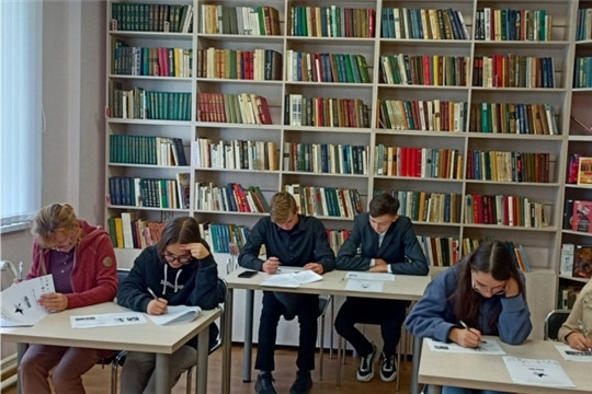 Читатели Ярабайкасинской библиотеки приняли участие в Международной акции "Диктант Победы"