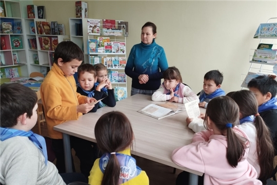 Урок памяти «Строительство безмолвных рубежей» в Ильинской сельской библиотеке