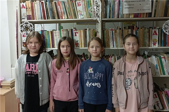 Беседа «Когда я вырасту, то стану…» в Шомиковской сельской библиотеке