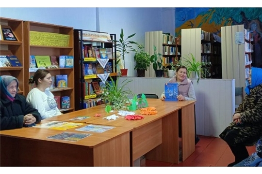 Час духовного общения «Крещенские традиции"  в Шешкарской сельской библиотеке 