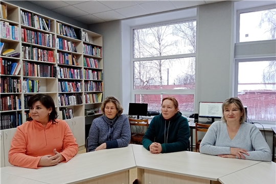 Работники Центральной библиотеки организовали просмотр выступления Главы Чувашии с Посланием к Государственному Совету Чувашской Республики