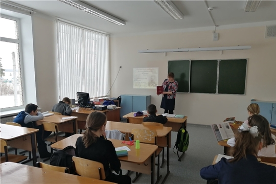Информационный час «Алексей Крылов – адмирал корабельных наук» прошел в Питеркинской сельской библиотеке