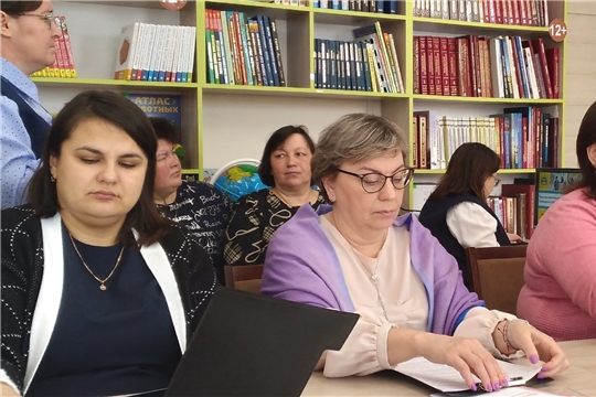 Библиотекари МБУК "ЦБС" Красночетайского муниципального округа приняли участие в профессиональном мероприятии для руководителей и специалистов муниципальных общедоступных и детских библиотек централизованных библиотечных систем