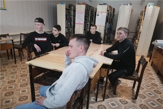 День медленного созерцания искусства «# БиблиоИмя: Островский. 200 лет» в Атнарской сельской библиотеке