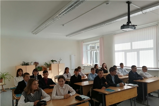 Информационно-правовой час «Избирательное право для всех и каждого» в Атнарской сельской библиотеке