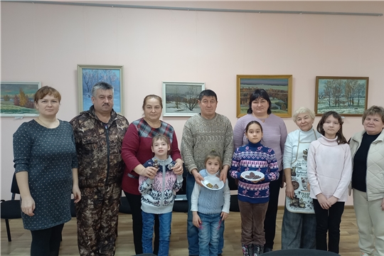 5 января в краеведческом народном музее «Человек и природа» состоялся мастер-класс по тестопластике «Рождественские пряники»