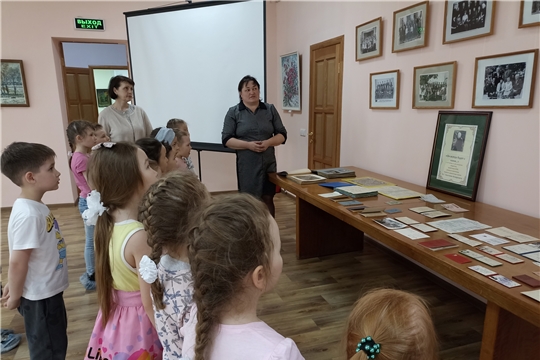 В музее воспитанники подготовительной группы «Звездочка» МАДОУ «Солнышко»