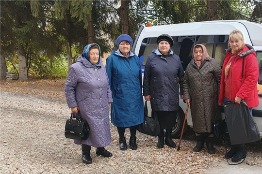 Услуга доставки граждан старшего  поколения в медицинские учреждения