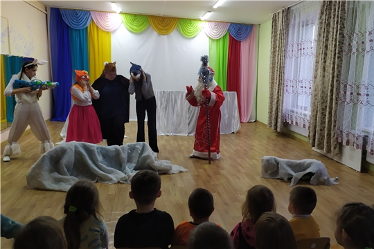 К нам в гости приехал театр!