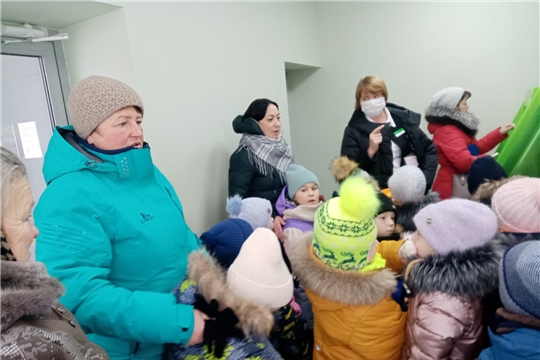 Экскурсия дошкольников в Сбербанк