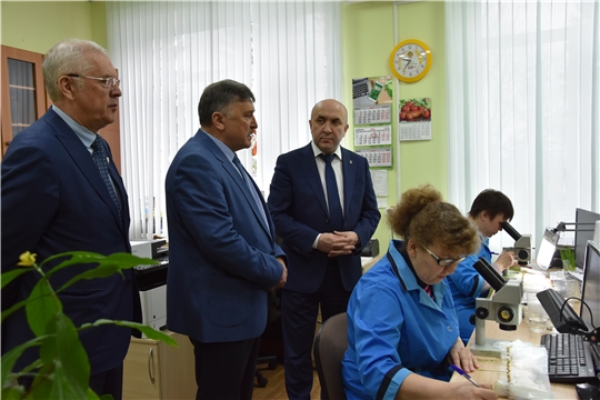 Министр Сергей Артамонов ознакомился с деятельностью филиала 