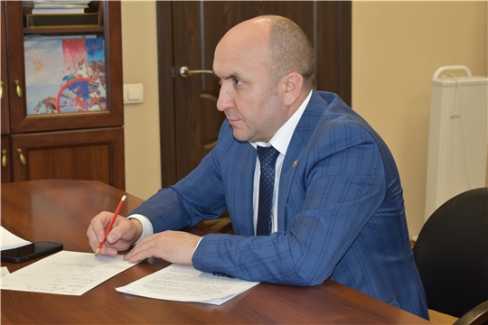 Сергей Артамонов потребовал повысить качество подготовки семян для весеннего сева