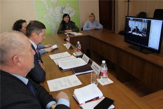 На публичном обсуждении результатов правоприменительной практики Управления Россельхознадзора участников ознакомили с новой реестровой моделью лицензирования фармацевтической деятельности