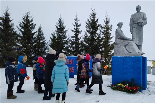 Есть в календаре даты, навечно вписанные в героическую летопись страны.