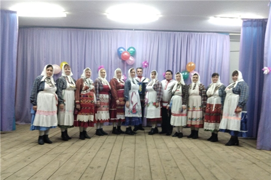Праздничный концерт, посвященный Дню матери, прошел в Трехизб-Шемуршинском сельском клубе.