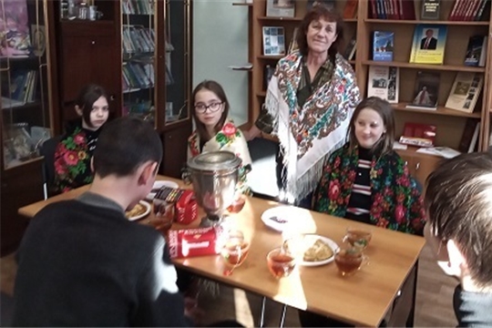 Масленичные посиделки в Большеалгашинской сельской библиотеке