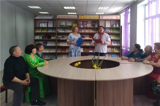 Праздничное мероприятие "Вы прекрасны, женщины Земли" в Юманайской сельской библиотеке.