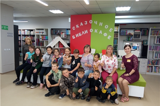 В Торханской сельской библиотеке прошла экскурсия «Дом, в котором живут книги»