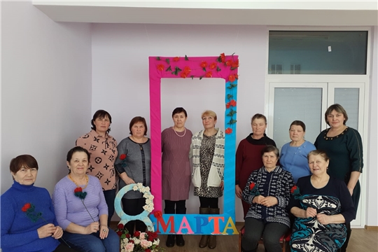 Литературно-поэтический час «Материнское сердце согрето любовью» в Егоркинской сельской библиотеке