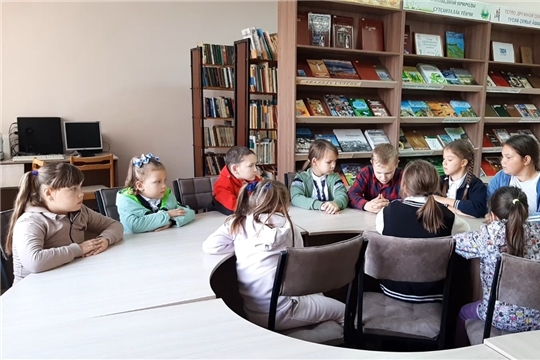 Громкое чтение книги «Волшебный клубочек» Валентины Тарават