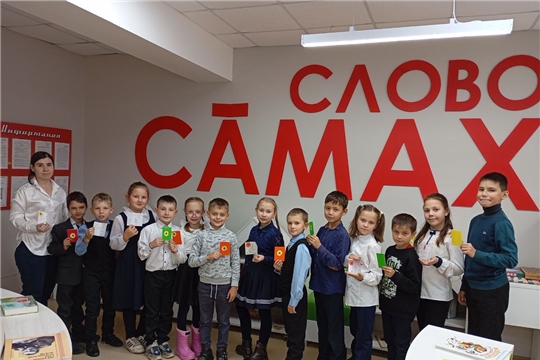 «Самому доброму папе» - час творчества в Торханской сельской библиотеке