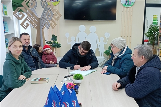 Гости Юманайской библиотеки- семья Павловых...