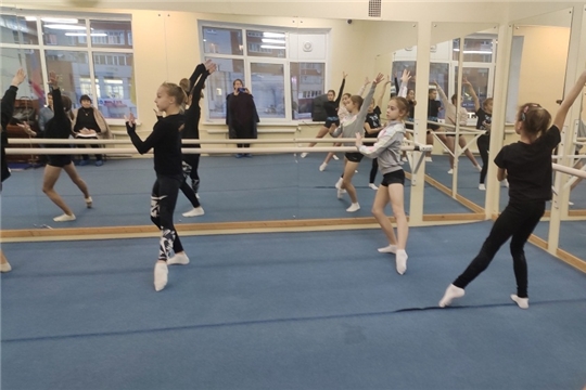 Открытый урок по хореографической подготовке  тренера-преподавателя Платоновой Светланы Павловны 