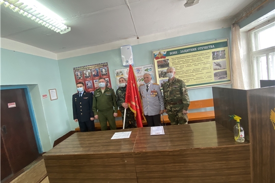 4 марта 2022 года военный комиссар Комсомольского и Яльчикского района Чувашской Республики Данилов Сергей Юрьевич принял участие во встрече с Общественной организацией «Союз ветеранов групп Советский войск в Германии и стран Варшавского договора Чувашской Республики» по вопросу принятия районного отделения Комсомольского района в ряды общественной организации