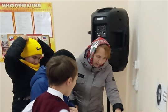 В Чутеевской библиотеке для учащихся младших классов провели игру-путешествие «В гости к Маршаку»