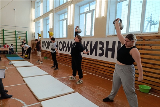 Районные соревнования по гиревому спорту, посвященные памяти воина-интернационалиста Геннадия Калинина.