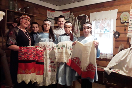 Час истории «Особенности Чувашской вышивки».