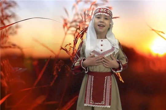 «Туслăх хĕлхемĕ» республика фестивалĕ пуçланчĕ