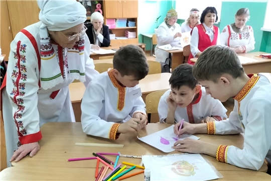 Чăваш ачи чăвашах юлтăр!