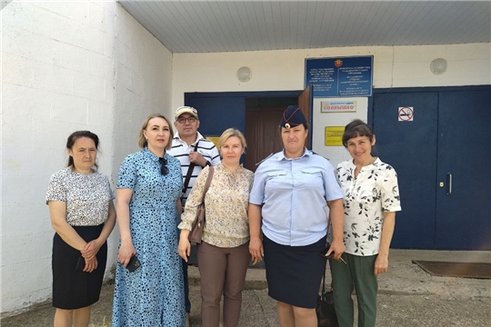 Женсовет Вурнарского муниципального округа принял участие в проверке организации летнего отдыха детей в пришкольных оздоровительных лагерях