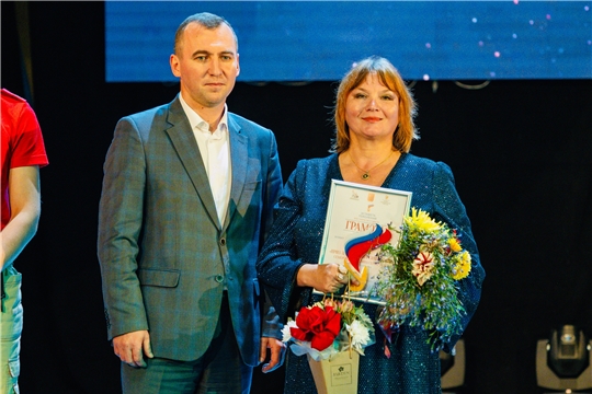 Валентина Семенова – победитель Всероссийского конкурса патриотической песни и чтецов памяти Василия Ланового.           