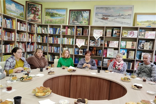 В Центральной районной библиотеке Мариинского Посада прошла встреча с родственниками участников СВО