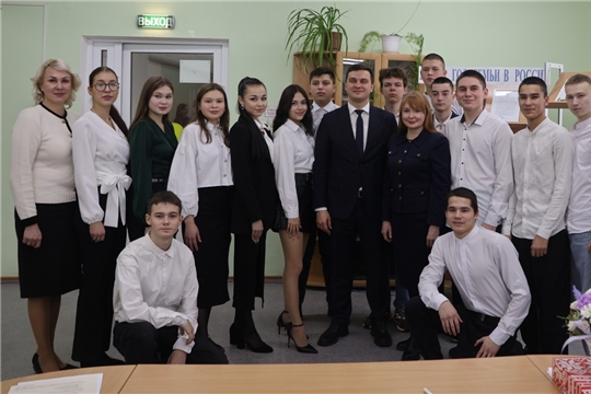 "Разговор о важном" Натальи Николаевой и студентов Цивильского аграрно-технологического техникума